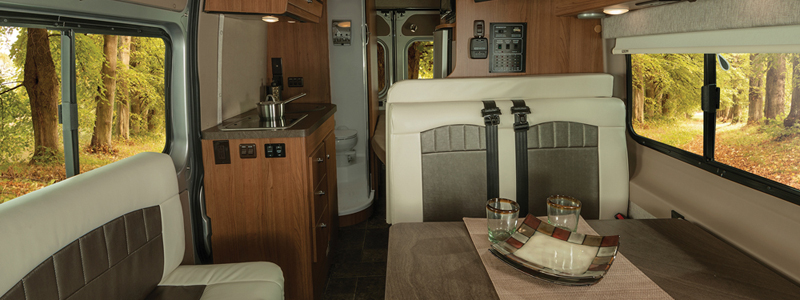 �g���o�g ���E���W